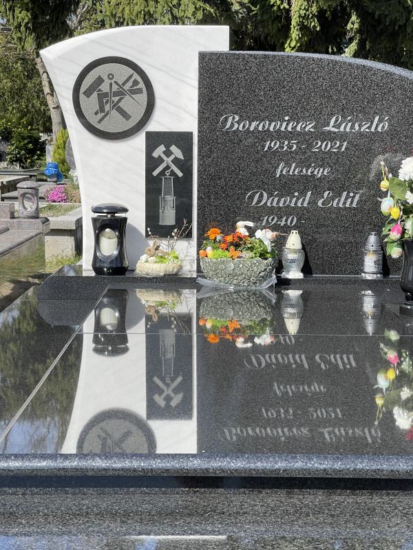 Betűvésés és díszítés a síremléken – hogyan válasszunk személyre szabott megoldást?